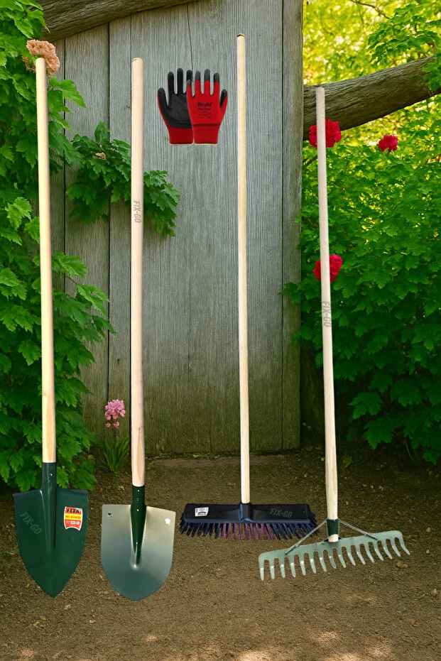 Bel Küreği, İnşaat Küreği, Çalı Fırça, Tırmık ve Ahşap Saplar Eldiven